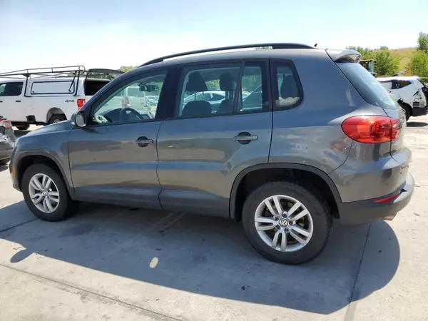 WVGBV7AX9GW605538 2016 VOLKSWAGEN TIGUAN - Image 2