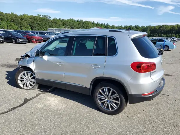 WVGBV7AX9GW610609 2016 VOLKSWAGEN TIGUAN - Image 2