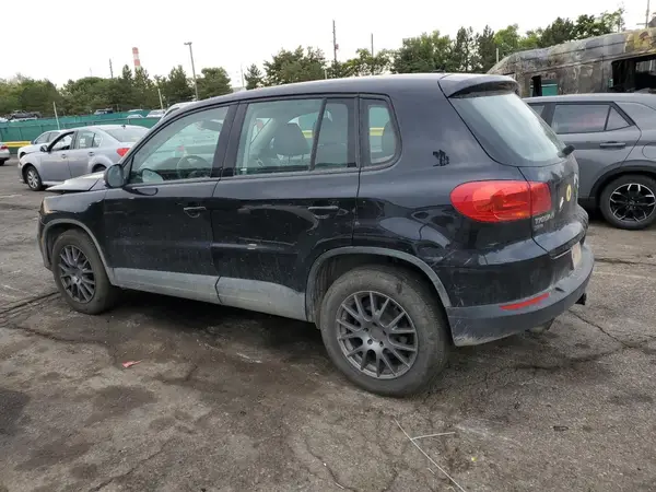 WVGBV7AX9HK041897 2017 VOLKSWAGEN TIGUAN - Image 2