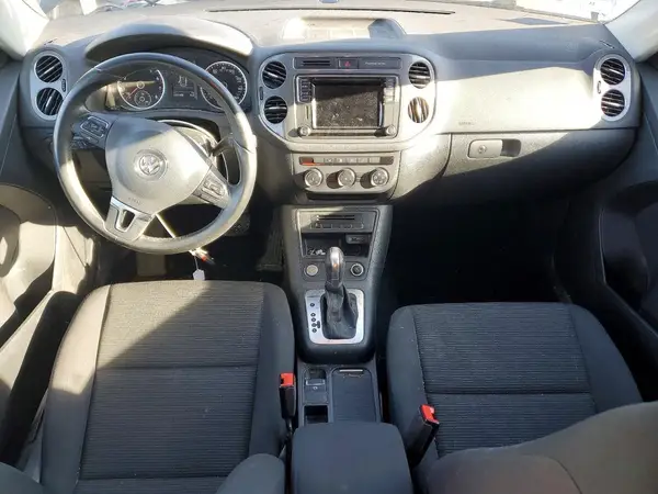 WVGBV7AX9HK044380 2017 VOLKSWAGEN TIGUAN - Image 8
