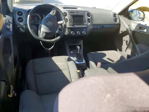 WVGBV7AX9HK049224 2017 VOLKSWAGEN TIGUAN - Image 8