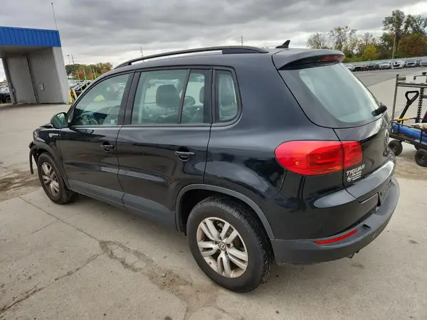 WVGBV7AX9HW501195 2017 VOLKSWAGEN TIGUAN - Image 2
