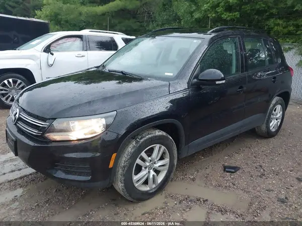 WVGBV7AXXGK000497 2016 VOLKSWAGEN TIGUAN - Image 2