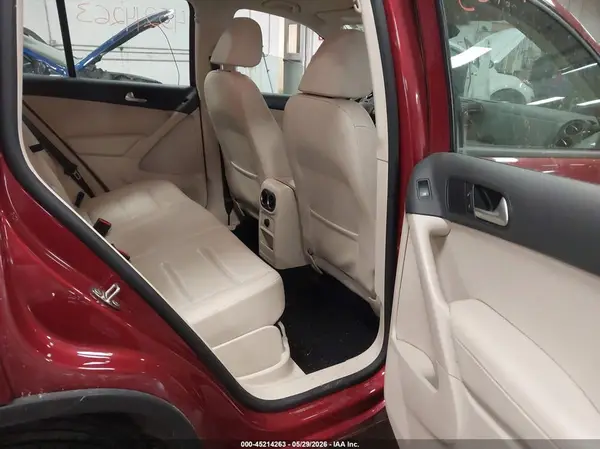 WVGBV7AXXGW021066 2016 VOLKSWAGEN TIGUAN - Image 8