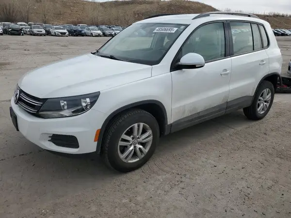 WVGBV7AXXGW031354 2016 VOLKSWAGEN TIGUAN - Image 1