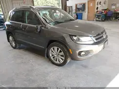 WVGBV7AXXGW522927 2016 VOLKSWAGEN TIGUAN