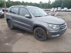 WVGBV7AXXGW525276 2016 VOLKSWAGEN TIGUAN