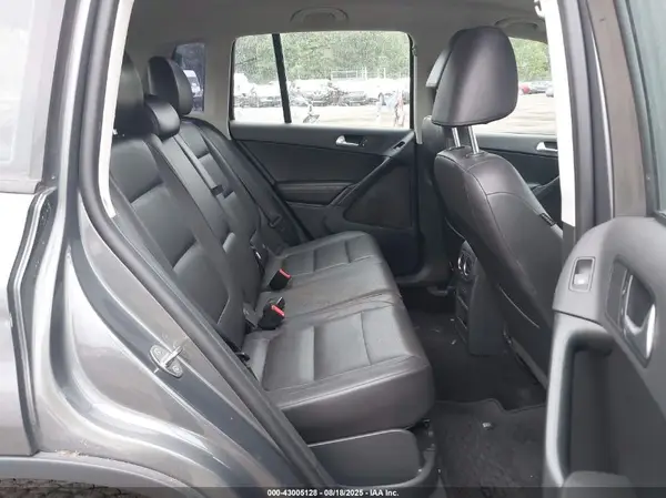 WVGBV7AXXGW525276 2016 VOLKSWAGEN TIGUAN - Image 8