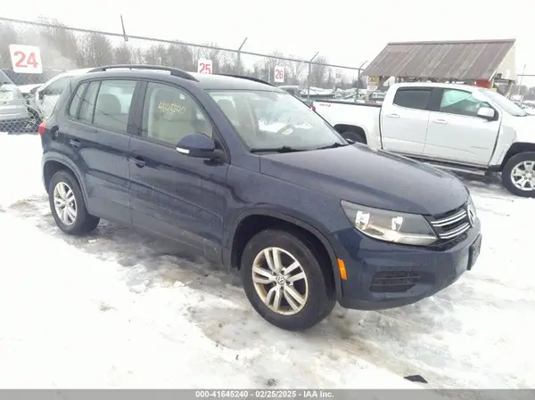 WVGBV7AXXGW526217 2016 VOLKSWAGEN TIGUAN - Image 1