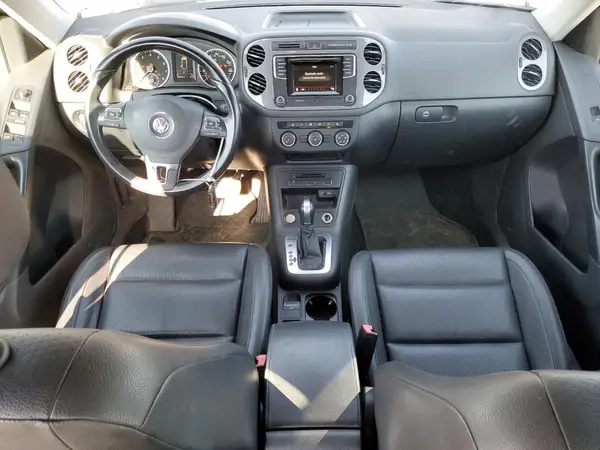 WVGBV7AXXGW528050 2016 VOLKSWAGEN TIGUAN - Image 8