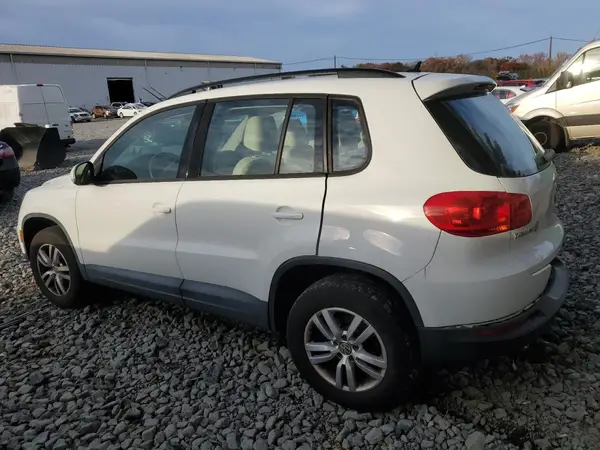 WVGBV7AXXGW548170 2016 VOLKSWAGEN TIGUAN - Image 2