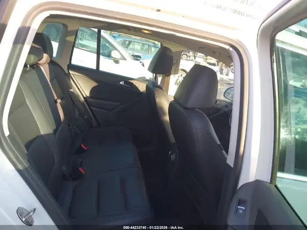 WVGBV7AXXGW573148 2016 VOLKSWAGEN TIGUAN - Image 8