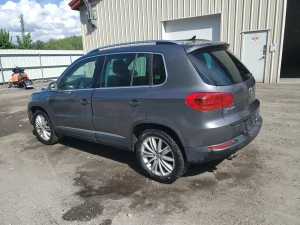 WVGBV7AXXGW577877 2016 VOLKSWAGEN TIGUAN - Image 2