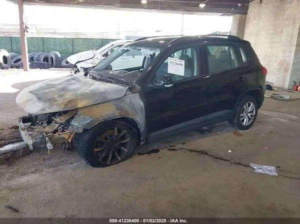WVGBV7AXXGW582142 2016 VOLKSWAGEN TIGUAN - Image 2