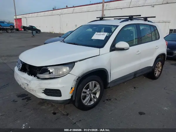 WVGBV7AXXGW592301 2016 VOLKSWAGEN TIGUAN - Image 2