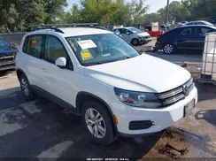 WVGBV7AXXGW594243 2016 VOLKSWAGEN TIGUAN