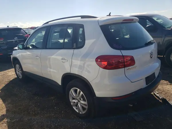 WVGBV7AXXGW594873 2016 VOLKSWAGEN TIGUAN - Image 2