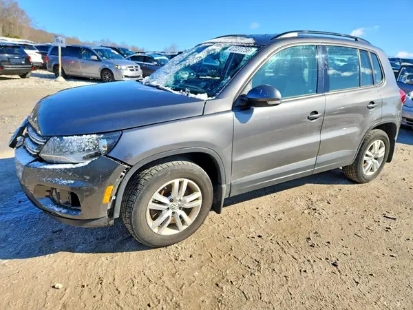 WVGBV7AXXGW594923 2016 VOLKSWAGEN TIGUAN - Image 1