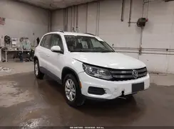 WVGBV7AXXGW595263 2016 VOLKSWAGEN TIGUAN