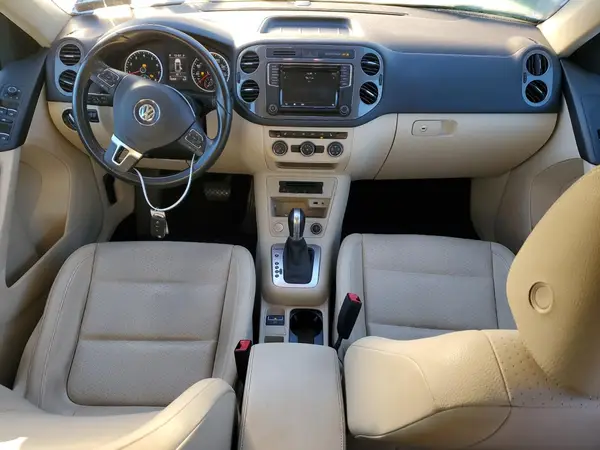 WVGBV7AXXGW601675 2016 VOLKSWAGEN TIGUAN - Image 8