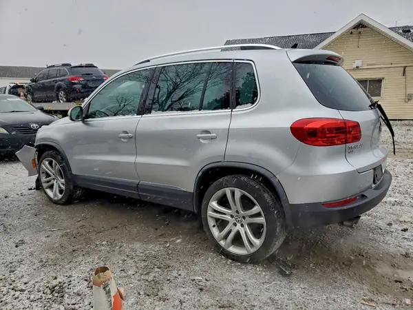 WVGBV7AXXGW614121 2016 VOLKSWAGEN TIGUAN - Image 2