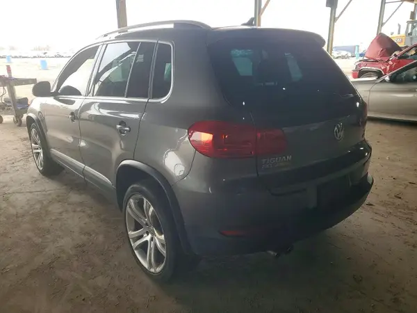 WVGBV7AXXGW616919 2016 VOLKSWAGEN TIGUAN - Image 2