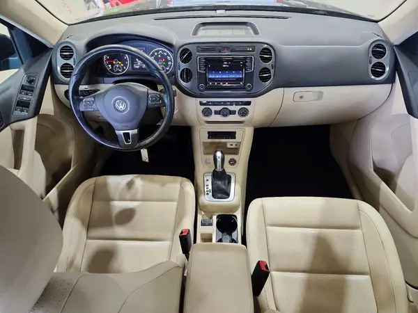 WVGBV7AXXHK000324 2017 VOLKSWAGEN TIGUAN - Image 8