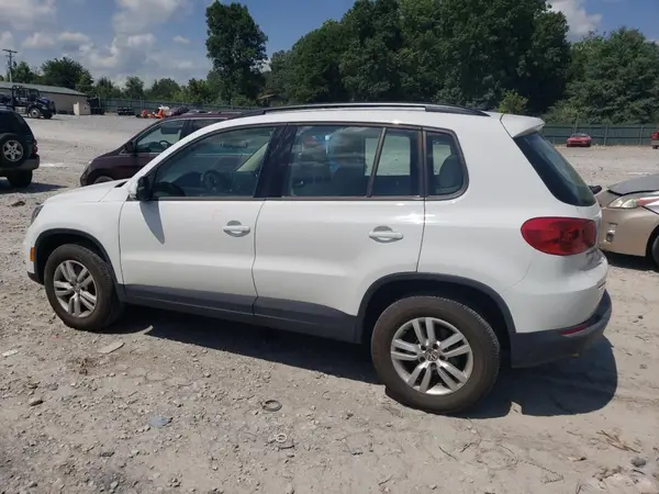 WVGBV7AXXHK009668 2017 VOLKSWAGEN TIGUAN - Image 2