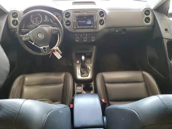 WVGBV7AXXHK010920 2017 VOLKSWAGEN TIGUAN - Image 8