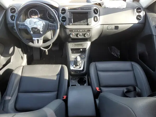 WVGBV7AXXHK025059 2017 VOLKSWAGEN TIGUAN - Image 8