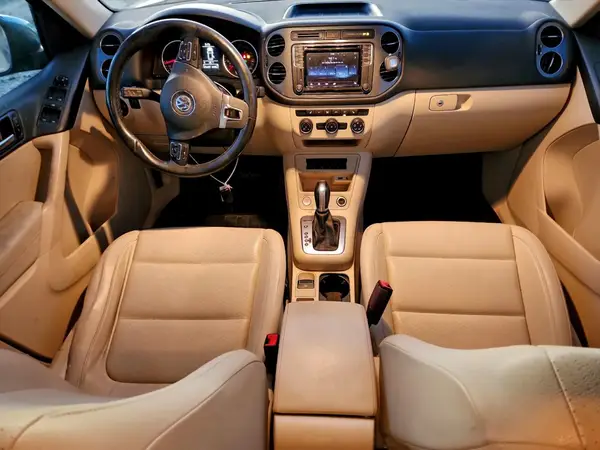 WVGBV7AXXHK026406 2017 VOLKSWAGEN TIGUAN - Image 8