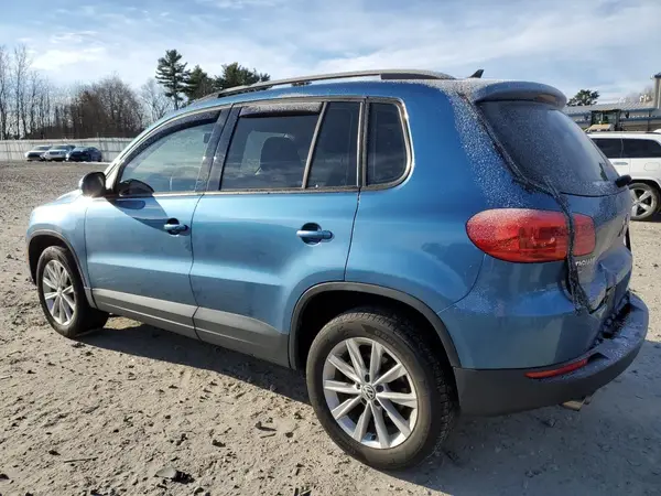 WVGBV7AXXHK041925 2017 VOLKSWAGEN TIGUAN - Image 2