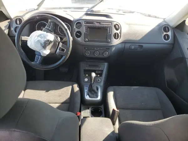 WVGBV7AXXHK043657 2017 VOLKSWAGEN TIGUAN - Image 8