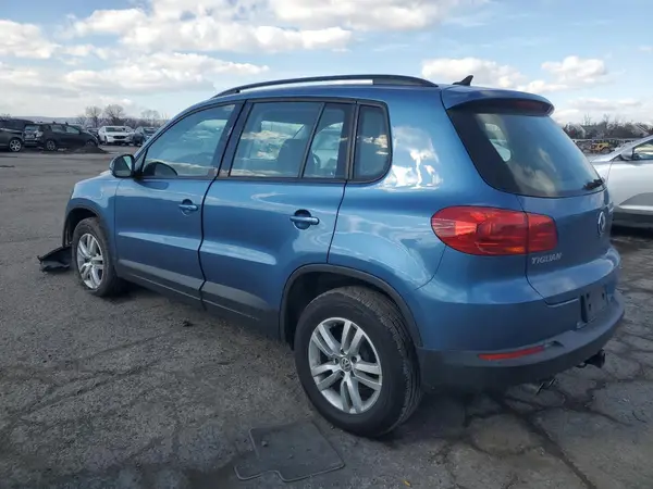 WVGBV7AXXHW502775 2017 VOLKSWAGEN TIGUAN - Image 2
