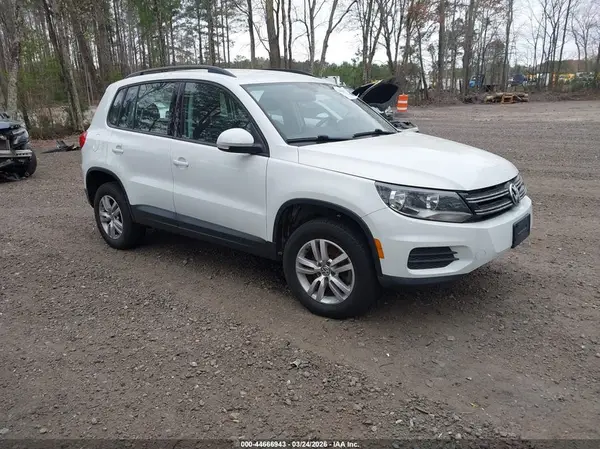 WVGBV7AXXHW511346 2017 VOLKSWAGEN TIGUAN - Image 1