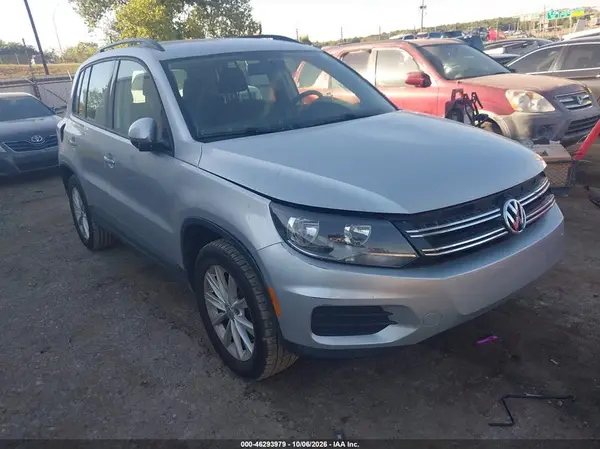 WVGBV7AXXJK001740 2018 VOLKSWAGEN TIGUAN - Image 1