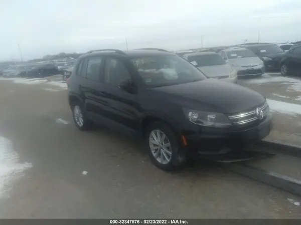 WVGBV7AXXJK003696 2018 VOLKSWAGEN TIGUAN - Image 1