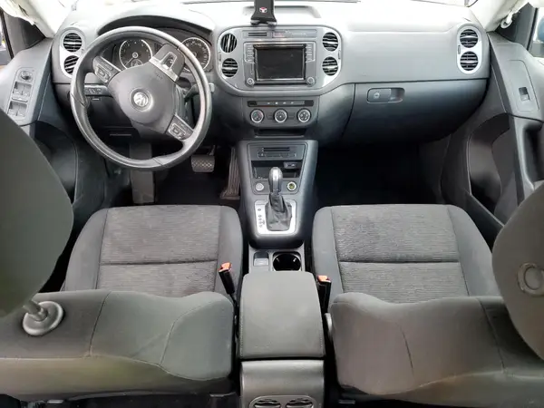 WVGBV7AXXJK005366 2018 VOLKSWAGEN TIGUAN - Image 8