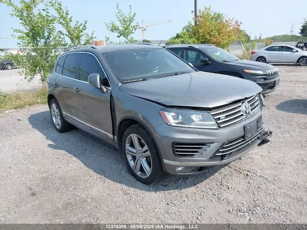 WVGDF9BP4GD009345 2016 VOLKSWAGEN TOUAREG