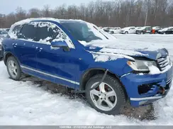 WVGDF9BP6GD005023 2016 VOLKSWAGEN TOUAREG