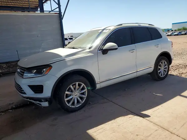 WVGEF7BP0HD003052 2017 VOLKSWAGEN TOUAREG - Image 1