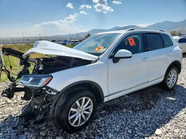 WVGEF7BP2HD005689 2017 VOLKSWAGEN TOUAREG