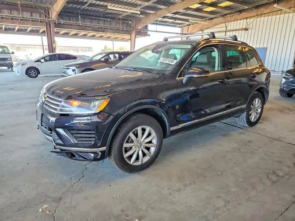 WVGEF7BP9HD003115 2017 VOLKSWAGEN TOUAREG - Image 1