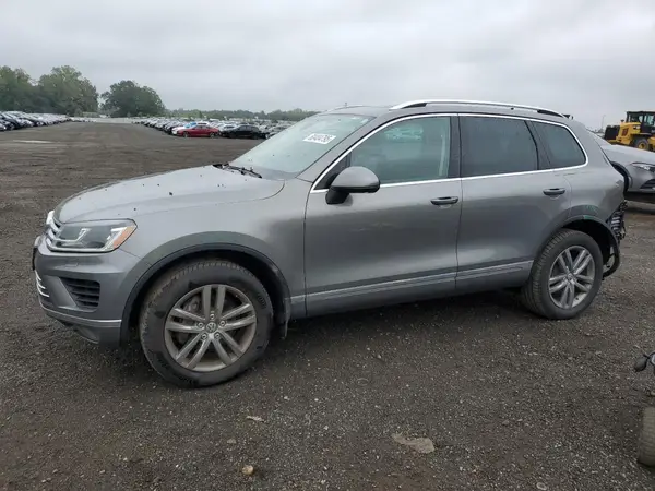 WVGEF9BP0GD010643 2016 VOLKSWAGEN TOUAREG