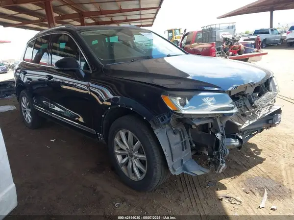 WVGEF9BP0GD012148 2016 VOLKSWAGEN TOUAREG - Image 1
