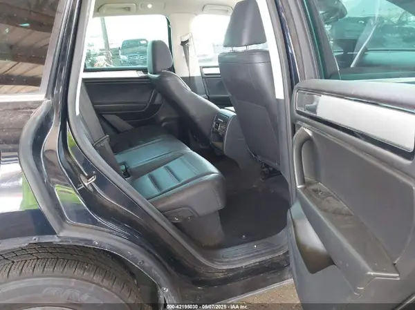 WVGEF9BP0GD012148 2016 VOLKSWAGEN TOUAREG - Image 8