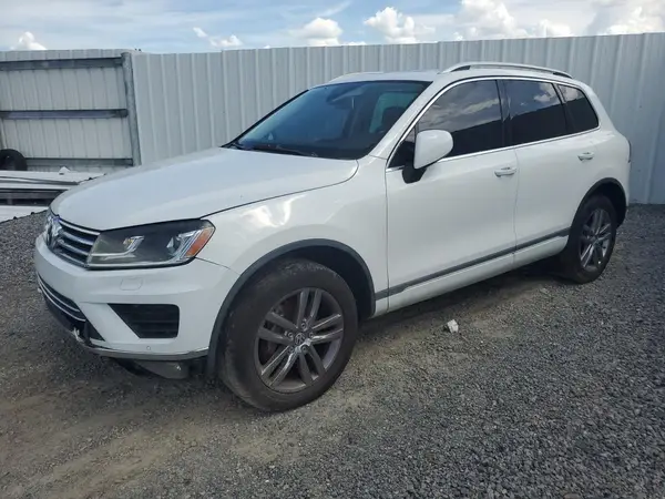 WVGEF9BP1GD012689 2016 VOLKSWAGEN TOUAREG - Image 1