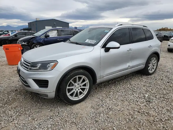 WVGEF9BP3GD002536 2016 VOLKSWAGEN TOUAREG