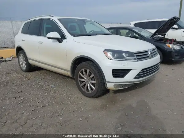 WVGEF9BP3GD011642 2016 VOLKSWAGEN TOUAREG
