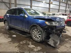WVGEF9BP3GD011706 2016 VOLKSWAGEN TOUAREG